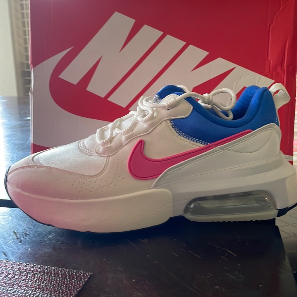 W Air Max Verona (New)